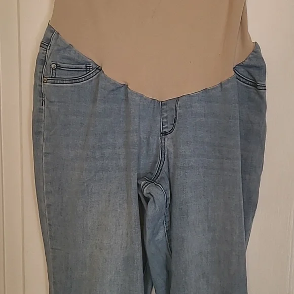 🤰Indigo Blue Jeans🤰 - Picture 2 of 9